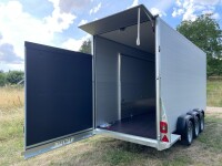 Kofferanhänger Sirius G High Rampe Tür Kombi · 3.500 kg, 523×175×242 cm