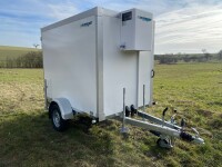 Kühlanhänger wm meyer Vollisolation AZKF 1325/145 · 1.300 kg, 245×145 cm