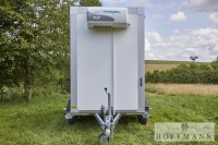 Kühlanhänger wm meyer mit Rohrbahn AZK 2730/156 60/60 K · 2.700 kg, 295×155 cm