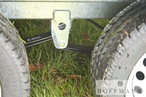 Variant 3552 UX Sonderaktion – Bestellfahrzeug · Tandem, 3.500 kg, 520×210 cm