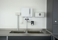 Imbissanhänger wm meyer VK 2760/220 · 2.700 kg, 600×220 cm