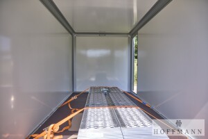 Kofferanhänger Henra GP 503×222×220 Seitentür + Hecktüren · 3.500 kg, 503×222 cm – sofort ab Lager