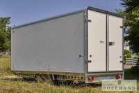 Kofferanhänger Henra GP 503×222×220 Seitentür + Hecktüren · 3.500 kg, 503×222 cm – sofort ab Lager